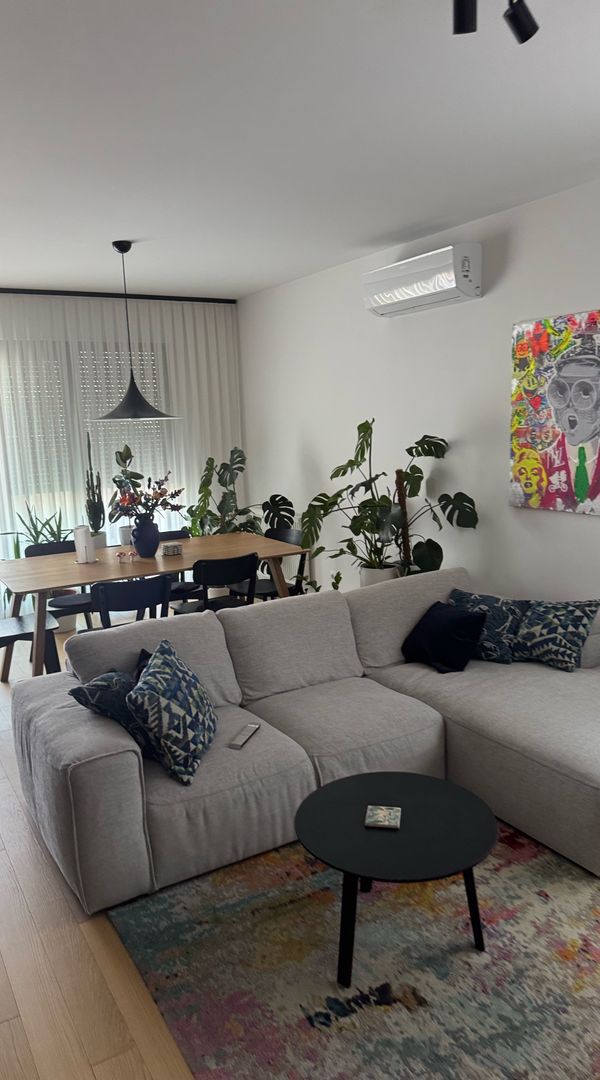 Lovely home near center of Paris