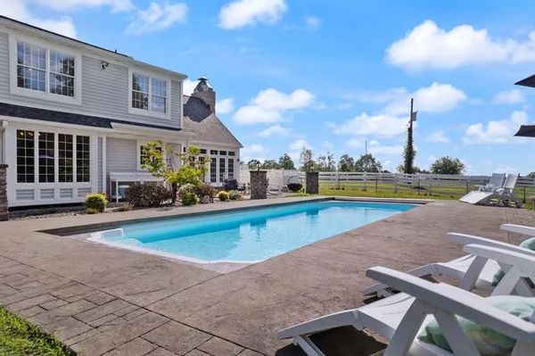 luxury hills