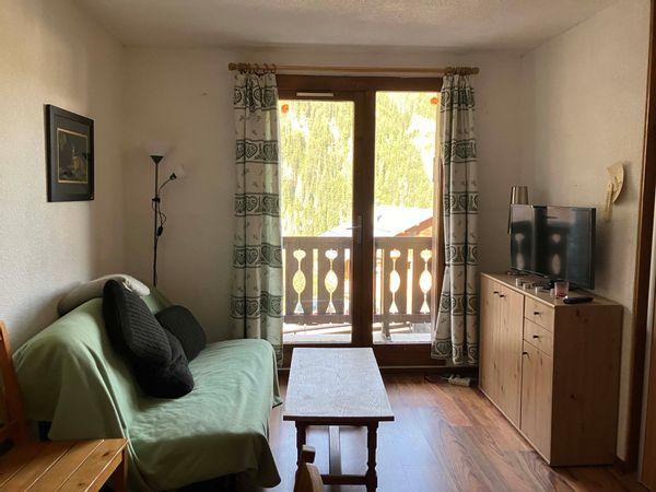 Sandrine's house