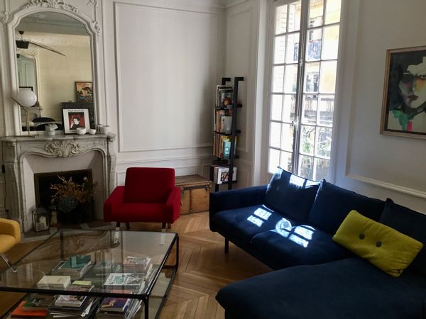 Cosy and elegant flat in central Paris