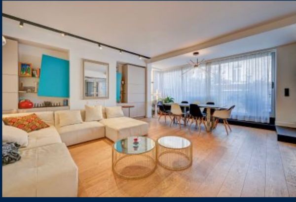 Penthouse situé en plein coeur de Vauban, au pied de notre Dame de la garde.