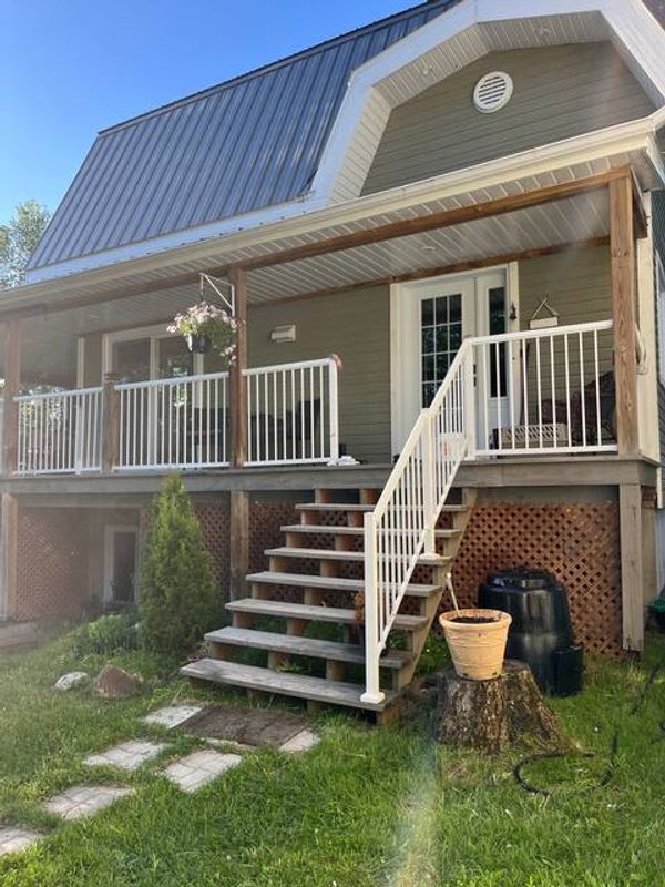 La maison au bord du lac de Laurence