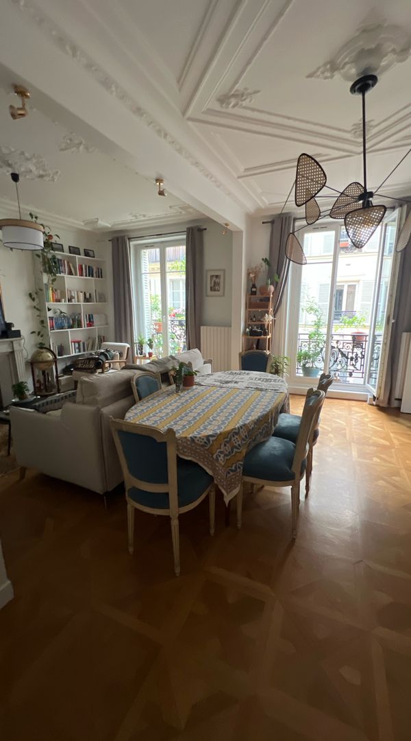 Central Parisian apartment in 10th