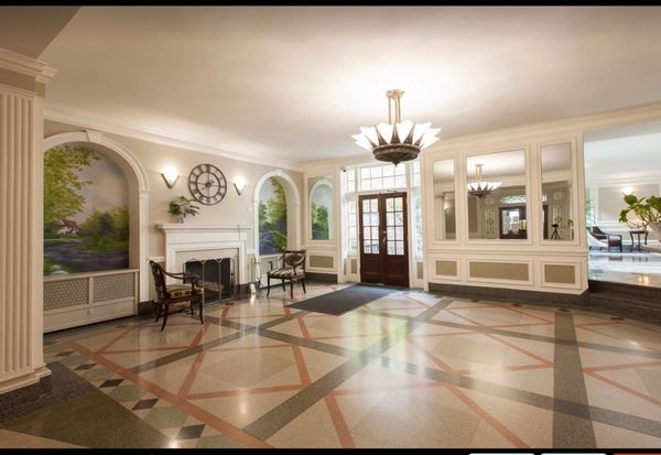 Decorative quiet NYC apartment in Art Deco era building one block from express subways E F