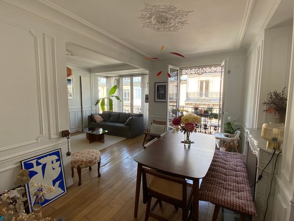 Élégant appartement familial au cœur du 9ème, entre charme parisien et confort moderne