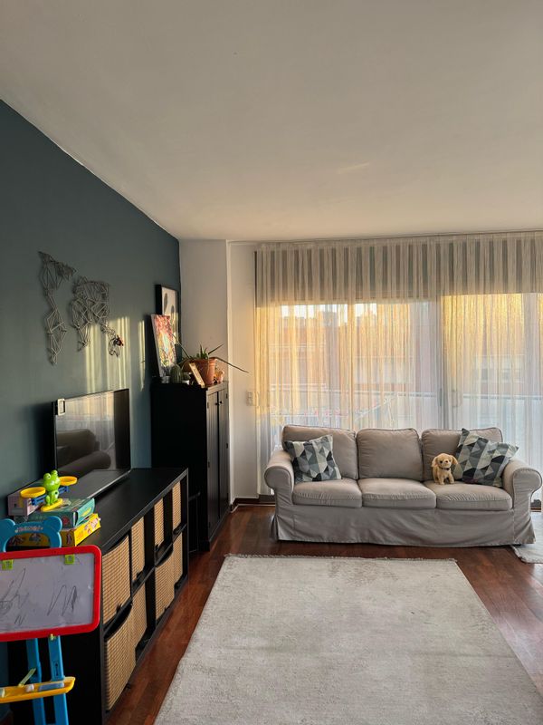 Family friendly apartment, 15mins from the beach and Sagrada Família view.