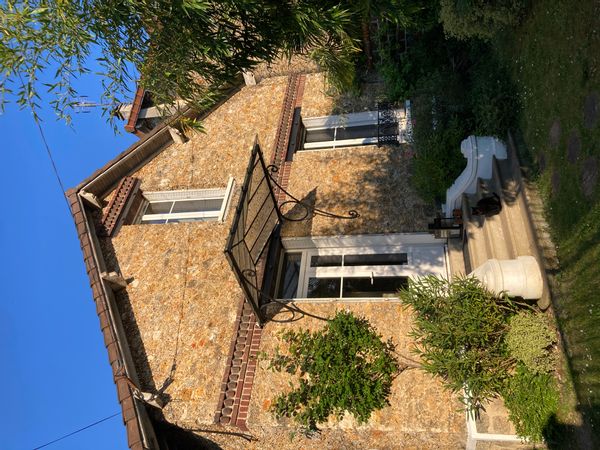 Sandrine's house
