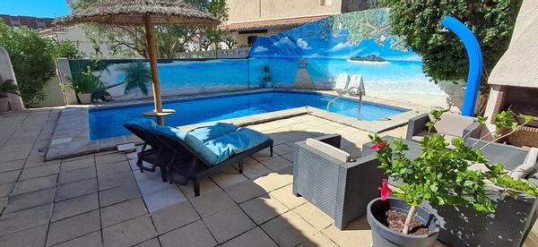 Maison avec piscine, à 5mn à pied d'un lac et 15mn en voiture de la mer.