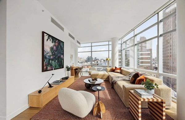 Hudson Heights Condo