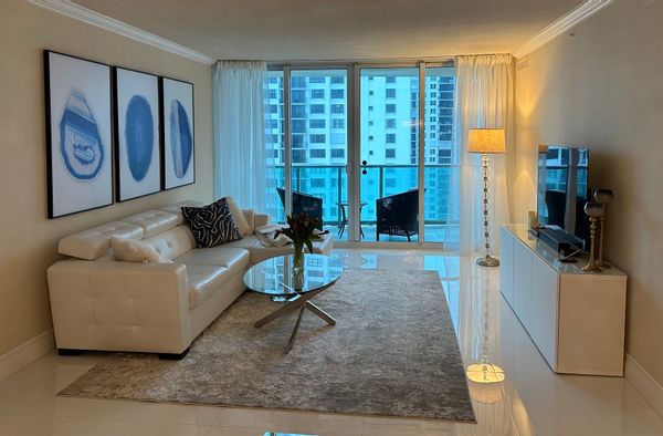 Olga's beachfront oceanview apartment