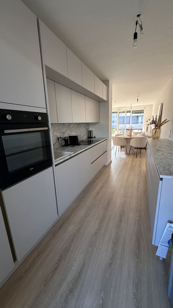 Alja's apartment 
1 bedroom
2 balcony 
1 working place 
15 Min from city Graz 
Friendly and safe neighborhood