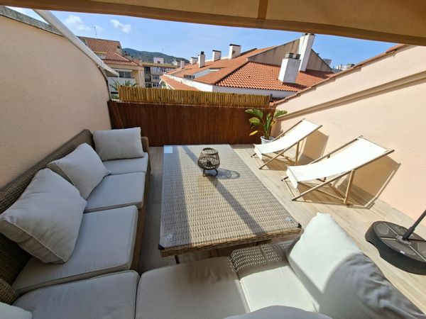 Simona's house
