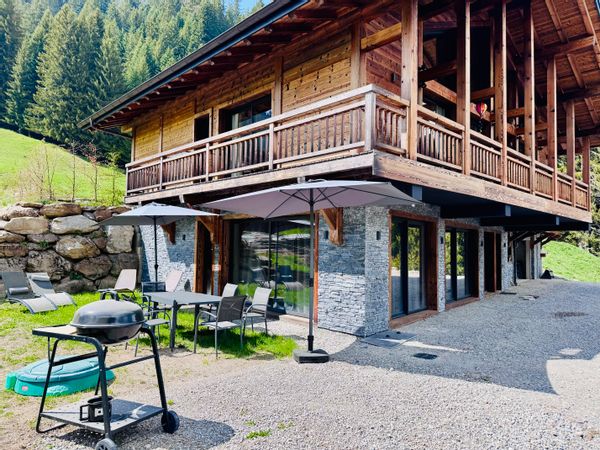 Appartement en rez de jardin d'un chalet au cœur de la nature
