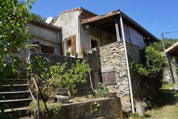 Annie's house