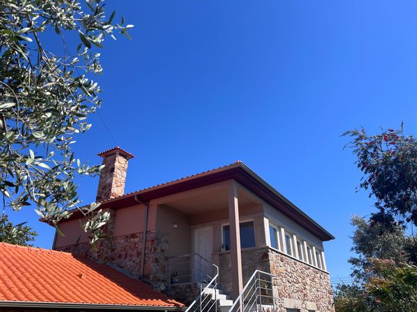 Carla Patrícia's first floor of our charming farmhouse surrounded by nature, but only at 40 minutes drive to Oporto.