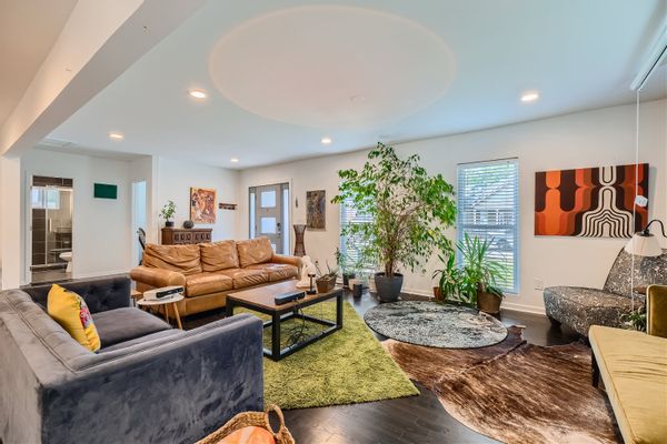 Oasis 7 min to Airport