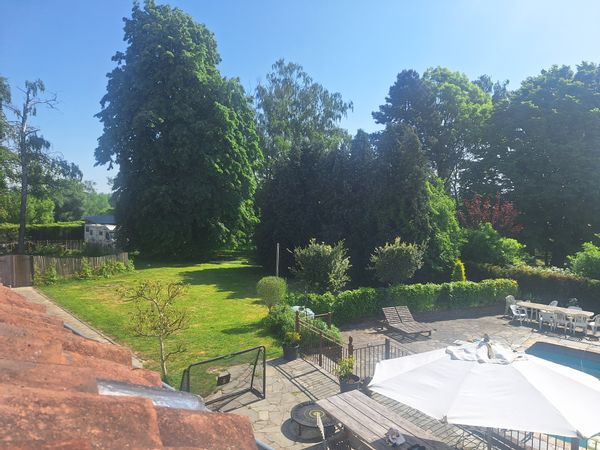 Maison de campagne avec piscine et grand jardin