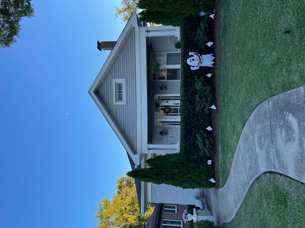 Anna's house