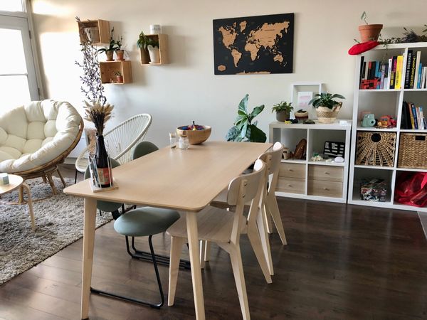Delphine's house