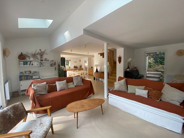Inès's house