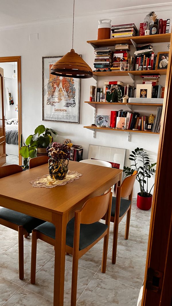 Family & Couple-Friendly Home in Central Eixample, Barcelona