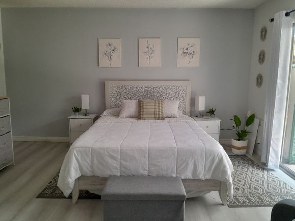 Lara's bedroom