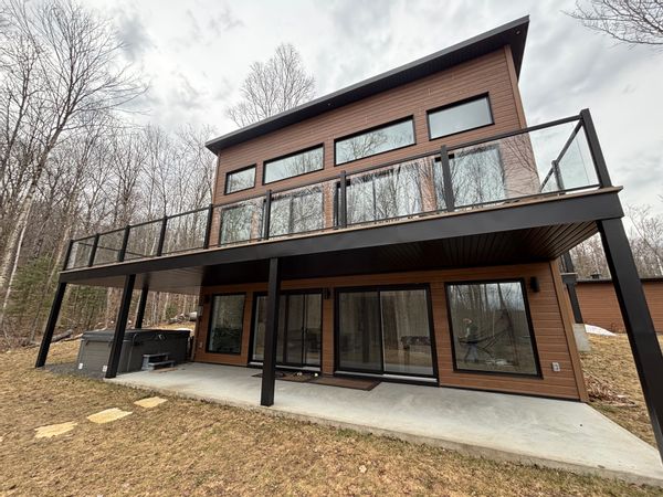 Chalet moderne, familial et spacieux à Saint-Donat – parfait pour les amoureux de la nature