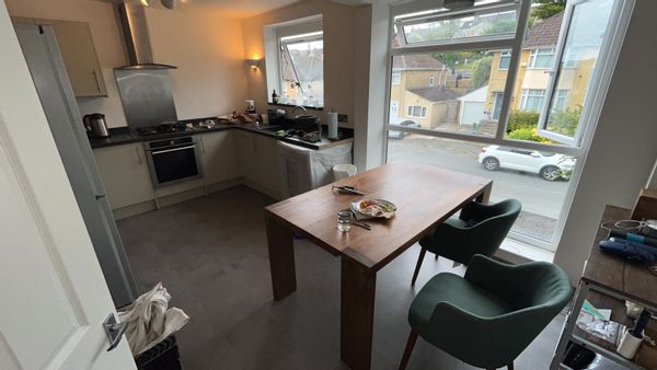 Bright and recently renovated townhouse close to the historic centre of Bath