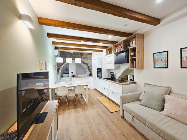 Casa del 1864 a 300 mt dalla stazione ferroviaria e a pochi minuti a piedi dal centro