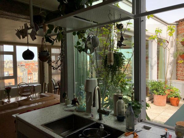 Open loft met all-round zicht op Brussel