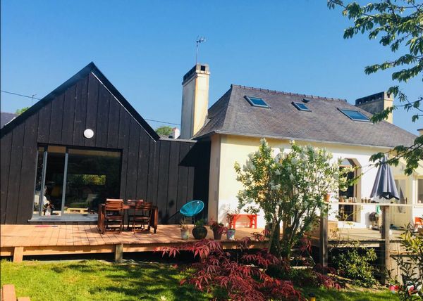 La maison des Camilles, en baie de Morlaix, Finistère