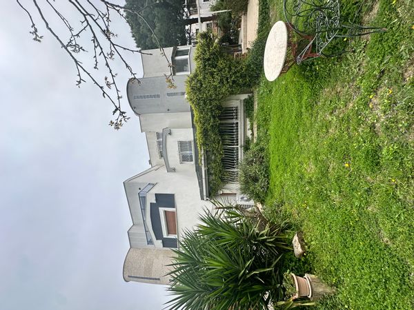 La maison de Esra
