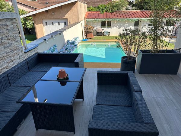 Aleksandar's house