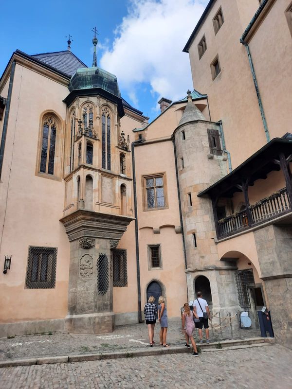 La maison de josef and Lukas