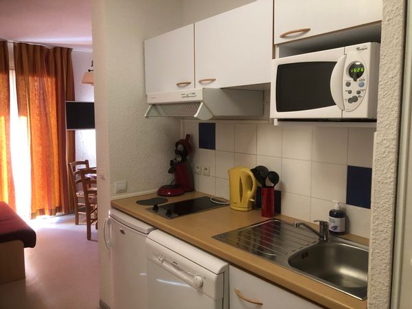 Studio avec piscine et vue sur les montagnes