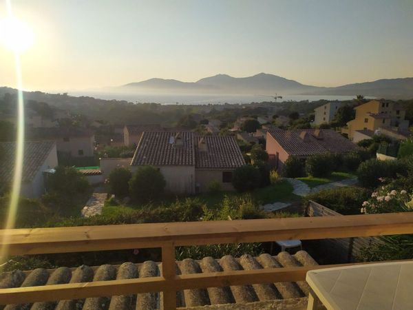 T3 avec piscine, vue mer, à Porticcio