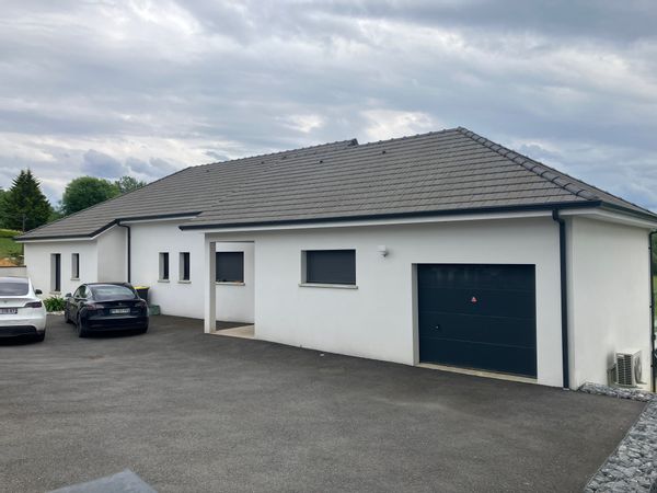 Maison de village, 4 chambres, vue sur les Pyrénées proche de Pau.