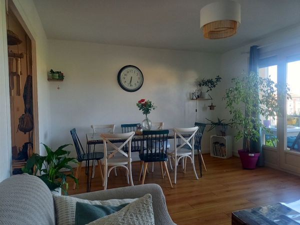 Appartement lumineux 3 chambres avec balcon au cœur de Bourg en Bresse