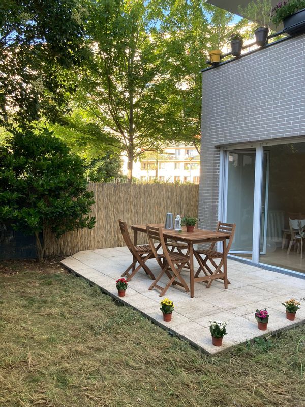 Un havre de paix avec jardin privé, à seulement 2 minutes du métro !