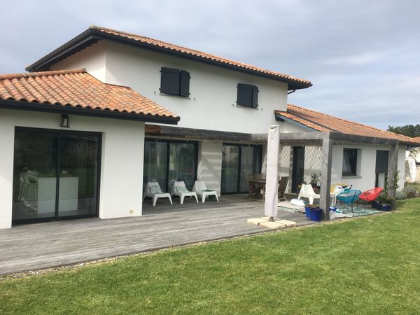 La maison de Fabien & Marie, la tranquillité landaise aux portes du Pays basque
