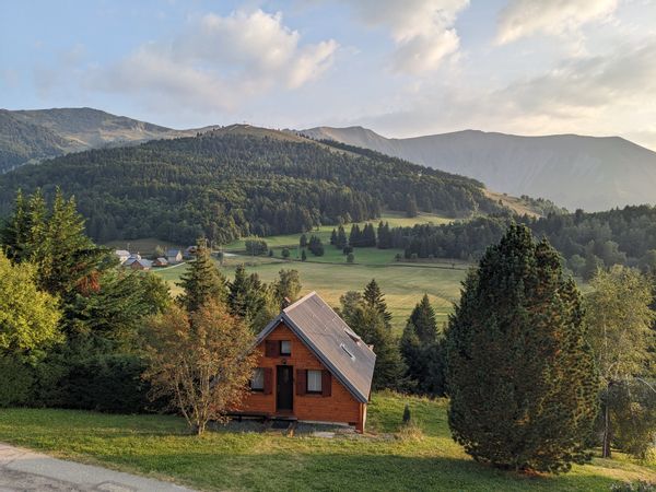 Appartement de montagne lumineux
