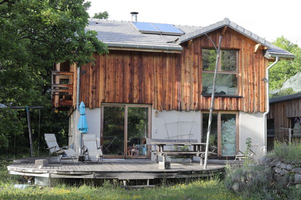 Maison en pleine nature.