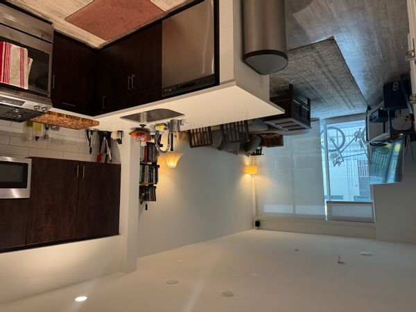 Conor's Comfy Apartment