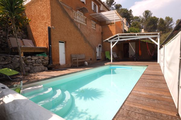 Studio piscine jaccuzzi et vue