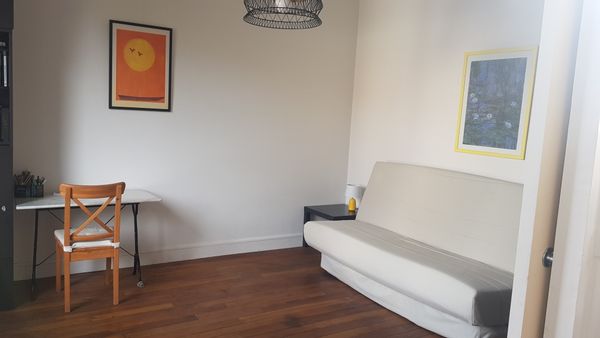 La chambre privée de Lydia & Henri (grande maison avec jardin à 20mn de Paris en RER)