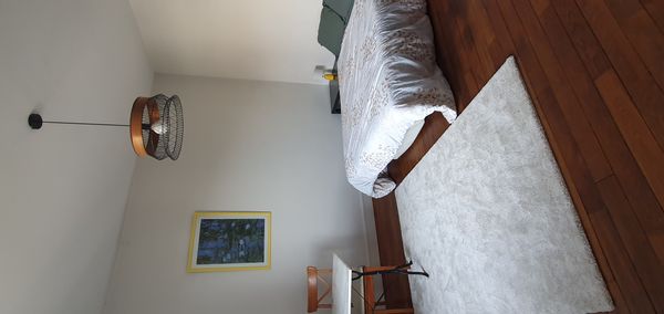 Lydia & Henri's Private Room (large house with garden, 20 minutes from Paris by RER)