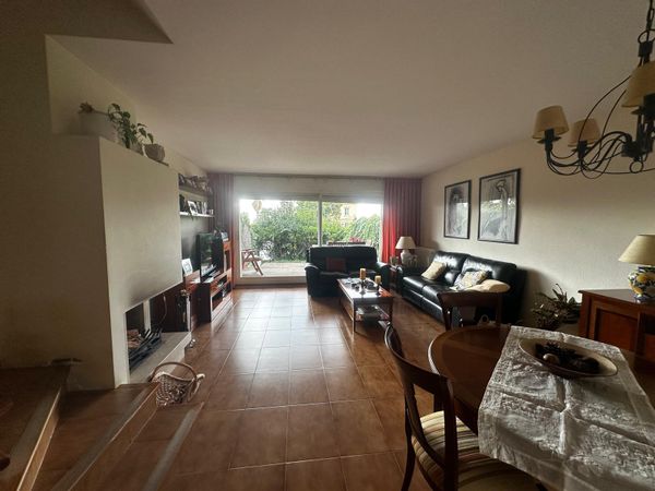 Bright Mediterranean Home with Sea Views near Barcelona