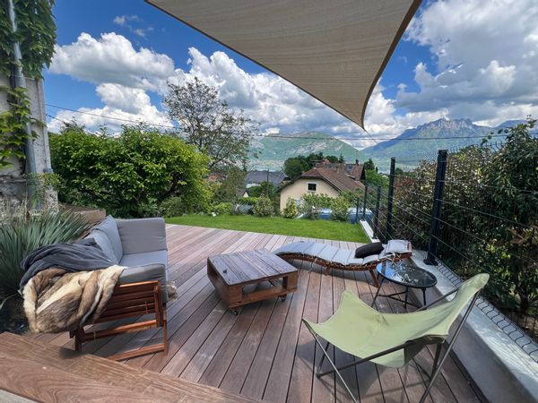 La maison d'Alice et Marco au calme avec vue Lac