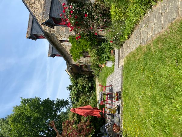 Chambre double dans belle maison de campagne