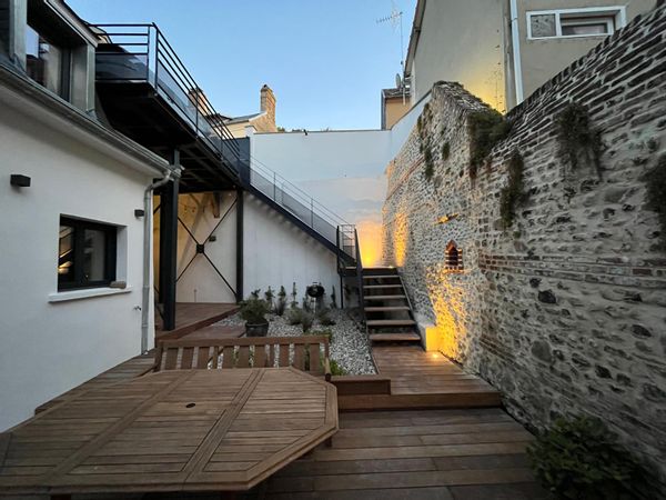 Les Flobarts - au coeur de la baie de Somme, avec parking sécurisé et prise de recharge.